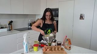 JOI CEI - COOK WITH ME AND CUM ON YOUR COOKIES