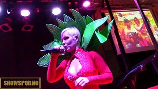 fatty brunette lesbian hot blonde bdsm session