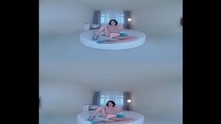 Vibrator Madness: Cougar MILF Brazilian hardcore MILF's Pussy Insertion Pleasures