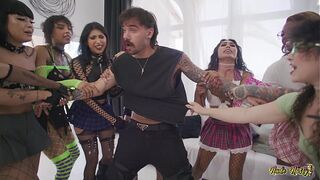 Goths vs. Preps 10 Girl Wild Piss, Rimming & Fucking Reverse Gangbang