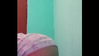 Young cougar Brazilian girl dancing - 3