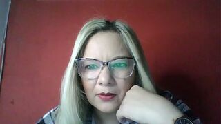 I fucked the babysitter - Argentinas putas - lolacontosehistorias@gmail.com