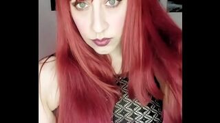 I dedicate a dance and a delicious straw to a sweet tooth from my VIP community!