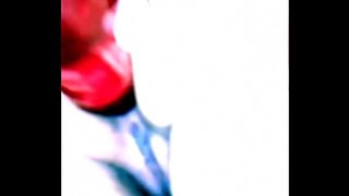 Juli Argentina - I open my tail slowly. I'm looking for baby to help me