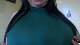 A costume party to which my stepson and his college friends invite me, Zamira Culona as Cammy from Street Fighter and her stepson from Harry Potter