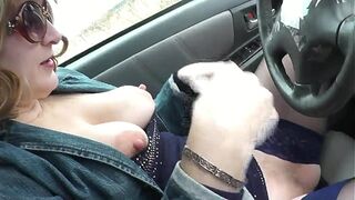 Sexy mature sexy MILF Frina stopped car on side of road, fingers wet pussy, gets a strong orgasm.