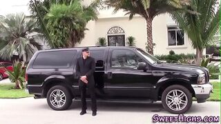 Spunk face curvy Latina