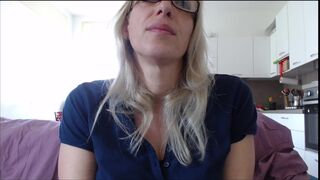 ITALIAN naughty MILF relaxes her student with the sexiest JOI video you will ever see (REAL ITALIAN naughty MILF)