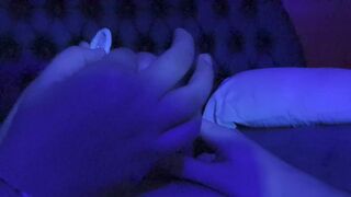 Me Pone El Condon Para Cabalgarme Y Luego Me Lo Quito Para Acabar En Sus Lonjas