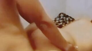 Me cojo a mi hermanastra por qué entro a mi cuarto