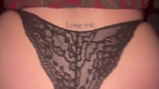 Follando a mi madrastra al aire libre ! Gemidos calientes!