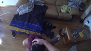 mi cuñada esta deseando que llegue a casa y chuparme la polla POV