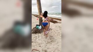 I wonder how many guys wanted to fuck me when I did this video in Miami Beach. hmmmm...