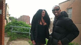 Italian woman from Naples, Margolaprofumosa, is fucked by a black man with a big cock in Barcelona.