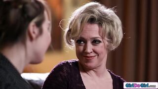 beautiful erotic MILF roleplays and facesits her college fan