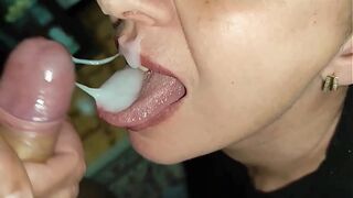Blowjob Cum in Mouth & Cum Facial Amateur Mature beautiful erotic MILF