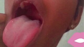PERFECT LIPS-sloppy head cum in mouth compilation