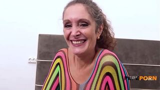 The thick GILF gray hair Mavi Burbujita back for more collagen. Tuli of this you do not escape!