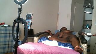 Solo Sexy African American wild MILF