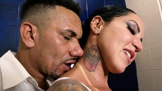 New Employee Has Already Won Over the Boss, Talent or Luck?