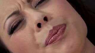 Brunette thick milf masturbate in black stocking