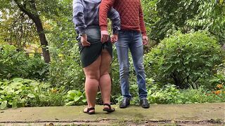 Chubby Amateur curvy MILF pissing outdoor